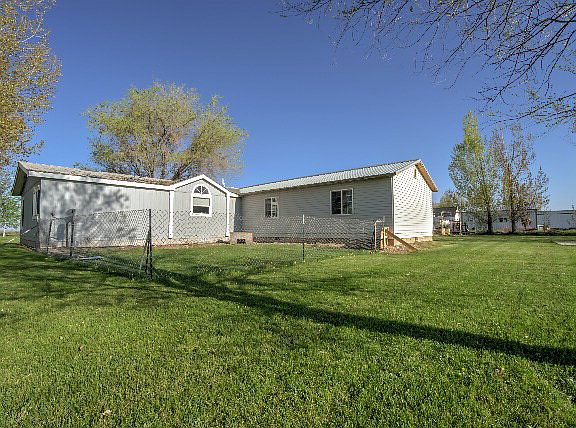 4th image of 14114 N 115 E