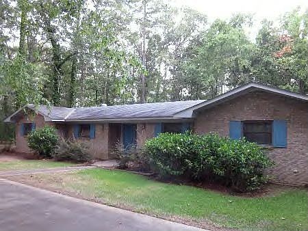 1st image of 349 White Oak Ln