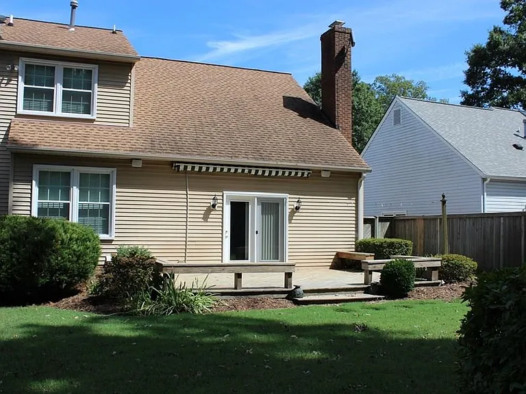 417 Burnham Pl — Photo 20