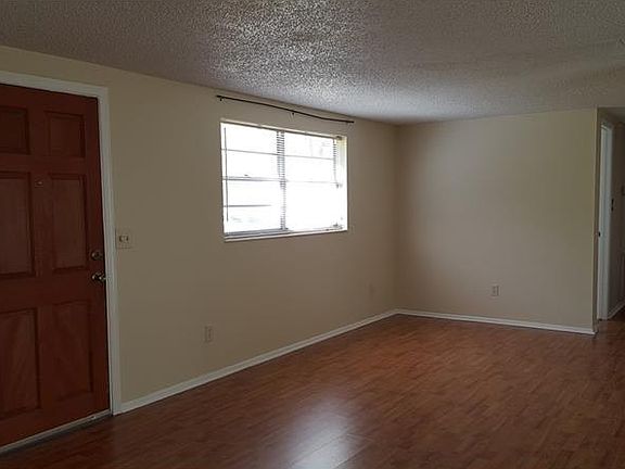 4th image of 3013 W Marlin Ave