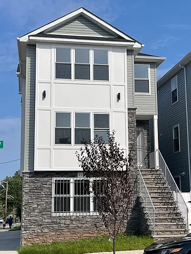 218 Hunterdon St #2 Photo 1