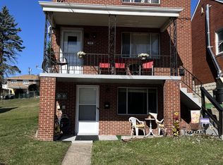 810 11th St FLOOR 2, Mc Kees Rocks, PA 15136