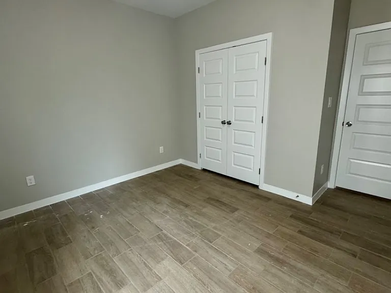 Unit Photo