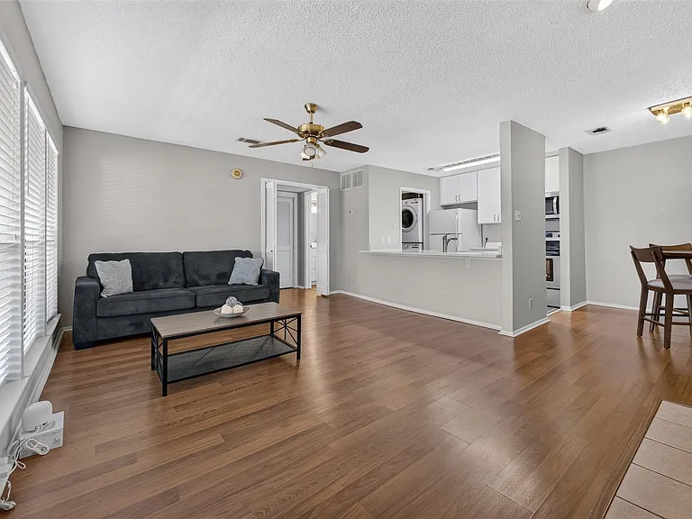 3115 Helms St #314 — Photo 22