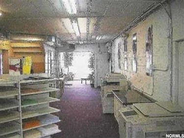 1st image of 32888 Vine St