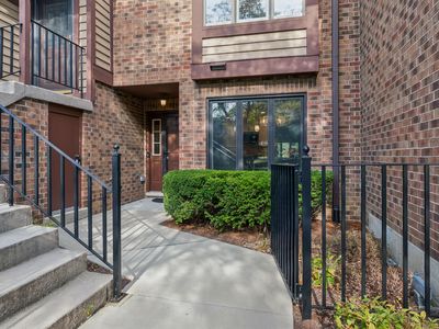 1180 Mistwood Ct #A, Downers Grove, IL, 60515
