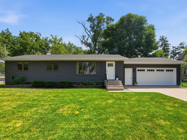 420 1st St N, Dassel, MN 55325