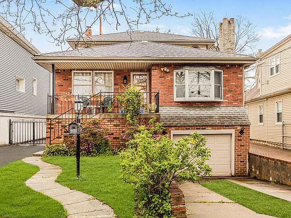 2nd image of 3226 Glennon Pl