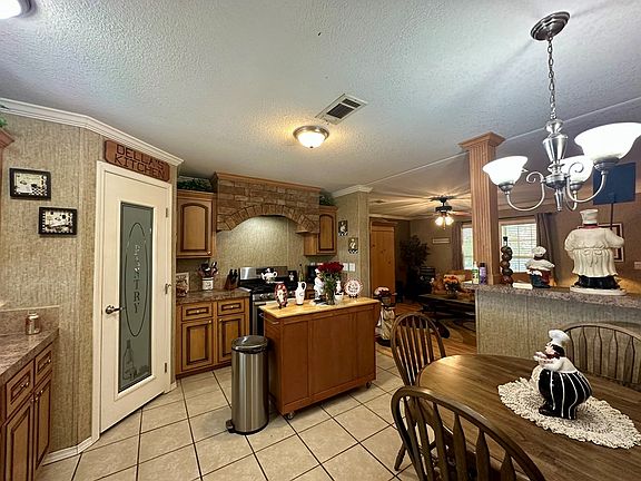 4th image of 8750 NW 130th St