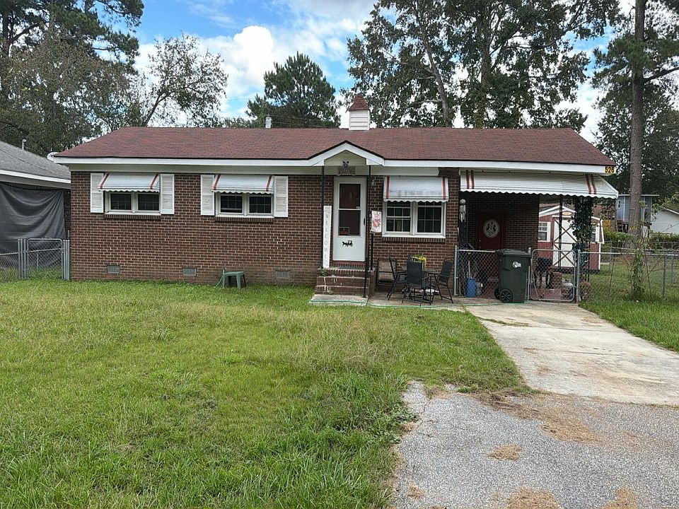 1st image of 526 Amy Dr