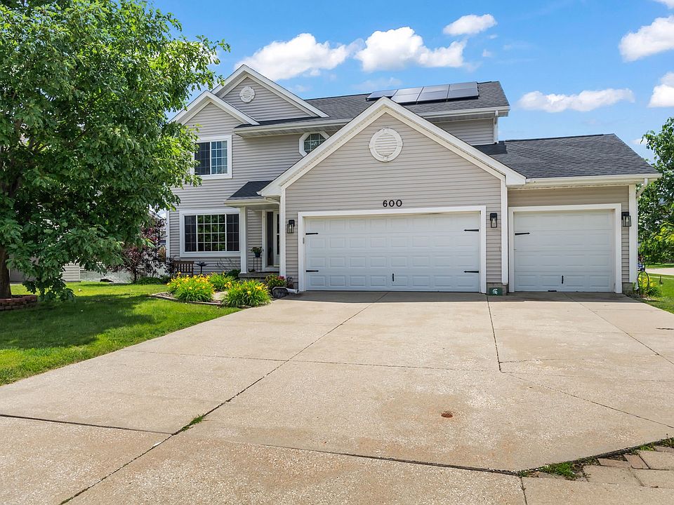 1st image of 600 Prairie Park Ln