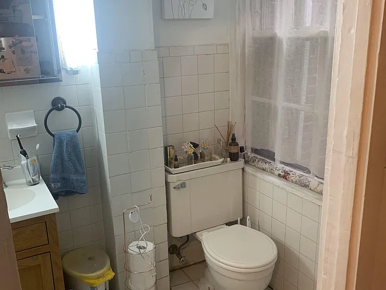 51 Garden St #1 — Photo 16