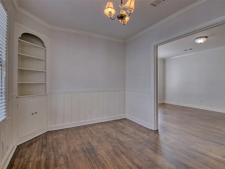 2216 N Arthur St — Photo 8