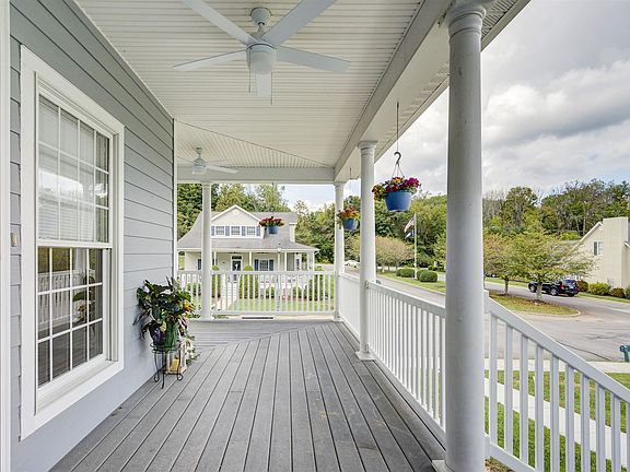 4th image of 12630 Chesterfield Ln