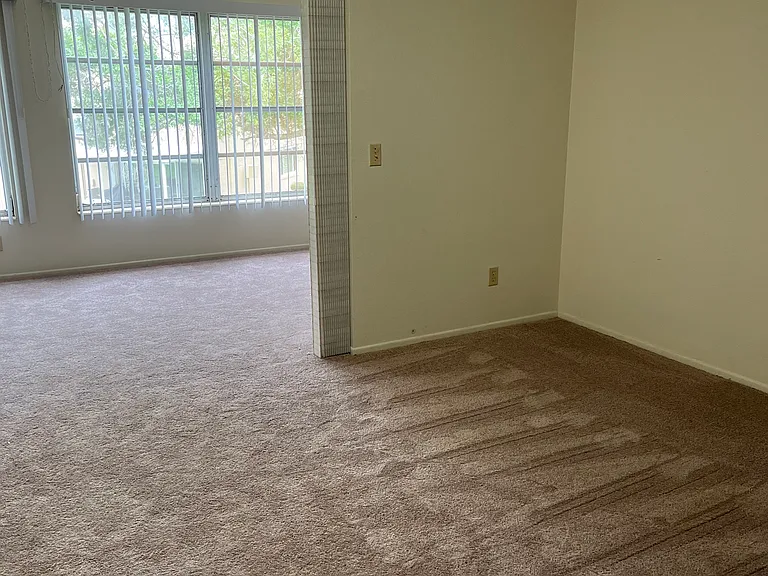 2100 World Parkway Blvd #56 — Photo 17