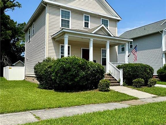 2nd image of 2331 Grandy Ave