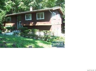 19 Brookdell Dr, Hartsdale, NY 10530