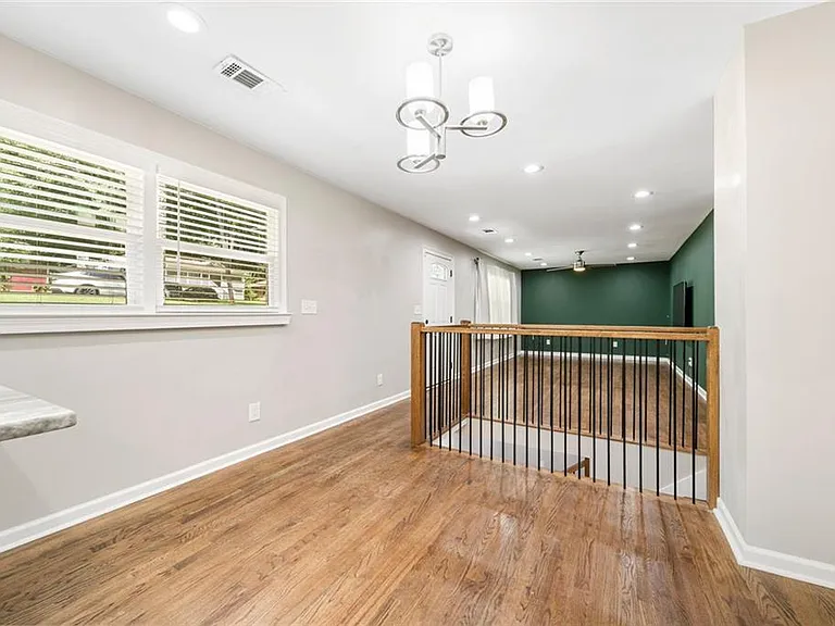 2128 Mark Trl — Photo 8