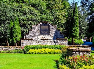 765 Crestwell Cir SW, Atlanta, GA 30331