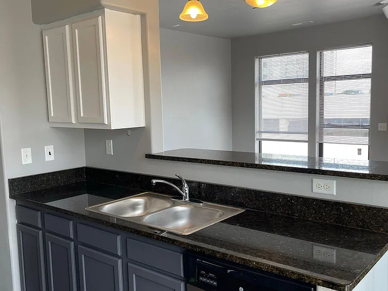 229 S Dubuque St #331 — Photo 5