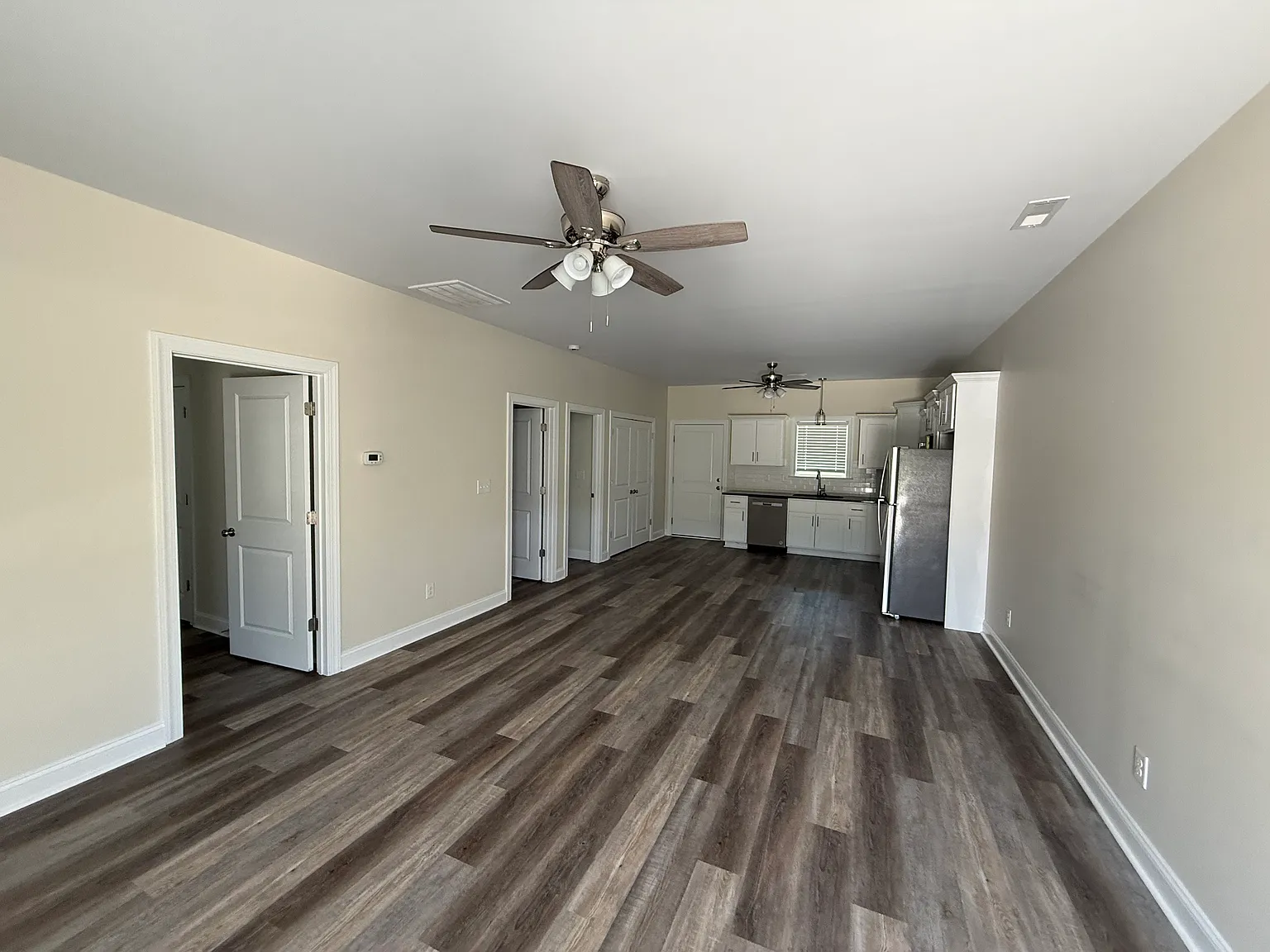 2 bed, 992 sqft, $1,000 — Photo 2