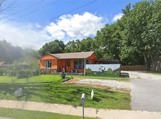 2640 E Huntsville Rd, Fayetteville, AR 72701