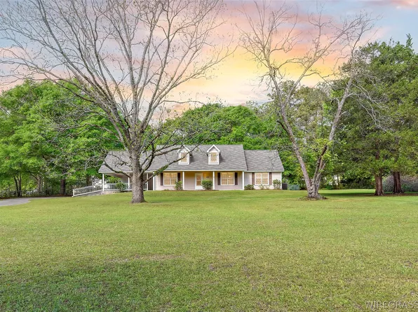 504 Blackman Rd, Dothan, AL 36301