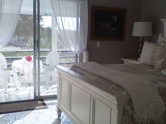 4th image of 88 Lyndhurst Dr #D