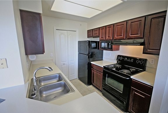 2nd image of 6000 Shepherd Mountain Cv Unit 407