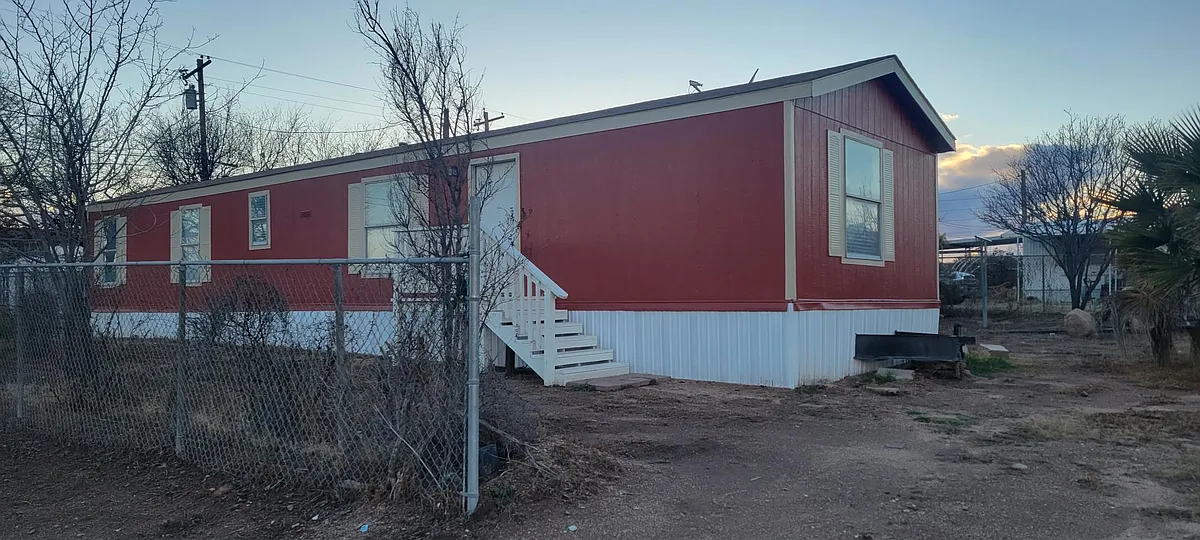 Building Photo - 165 N Patagonia Ave