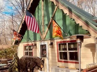 46 Wood St, Lake Harmony, PA 18624