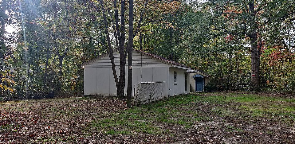 1st image of 2204 Glenside Dr