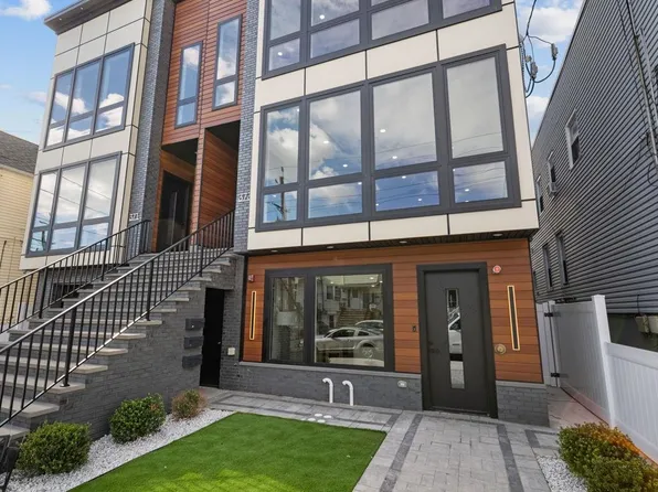 373 New York Avenue image 28 of 28