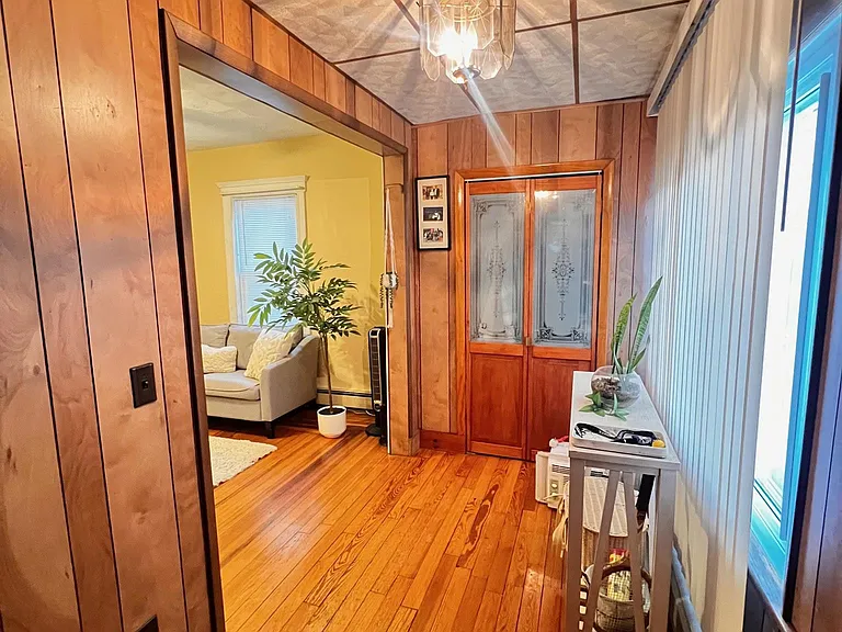 124 Willis Ave #1 — Photo 21