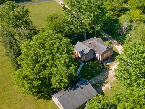 W798 Klondike Rd, Berlin, WI 54923