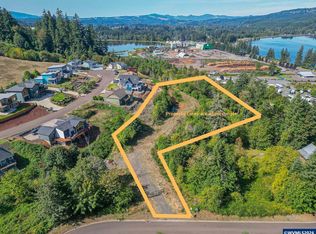 6332 Lakepointe Way, Sweet Home, OR 97386