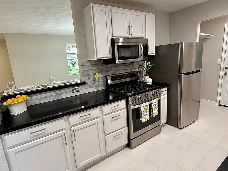 1715 Bonanza Rd — Photo 5