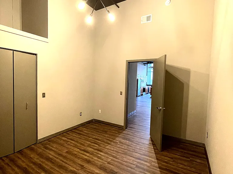 TipTop Apartments — Photo 24