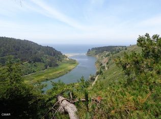 33011 Navarro Ridge Rd, Albion, CA 95410