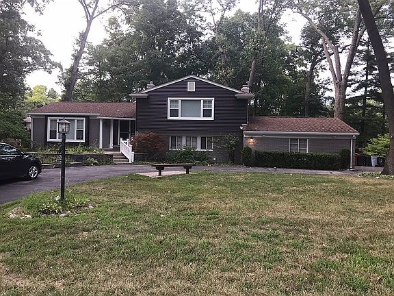 5th image of 2514 Birch Creek Ln