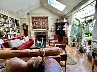 4 Cambridge Dr #4, Madison, CT 06443