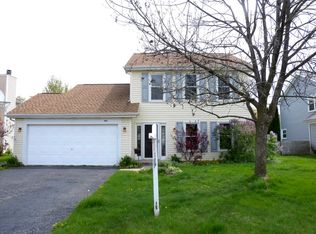 428 Indian Ridge Trl, Wauconda, IL 60084