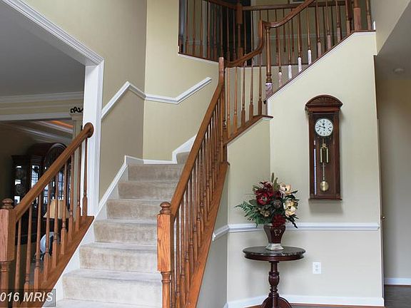 2nd image of 10406 Whiterose Dr