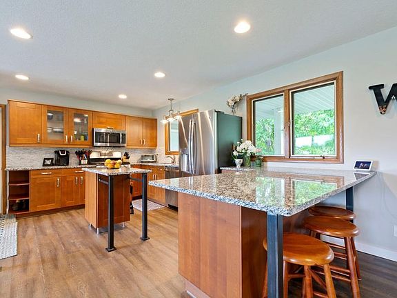 2nd image of 5630 Evergreen Ln N
