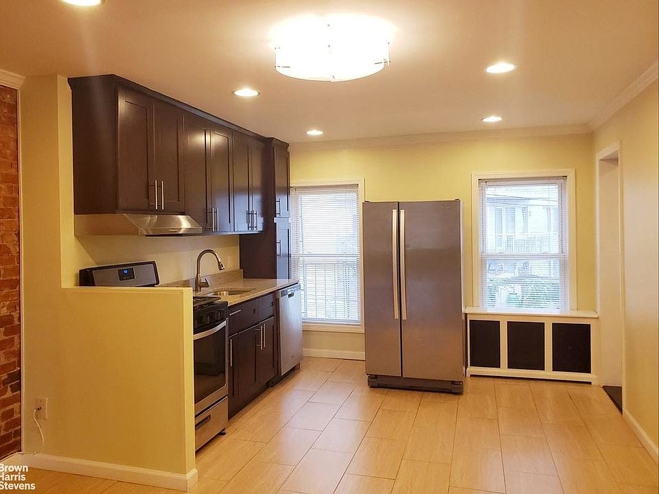 1st image of 10-35 51st Ave #3