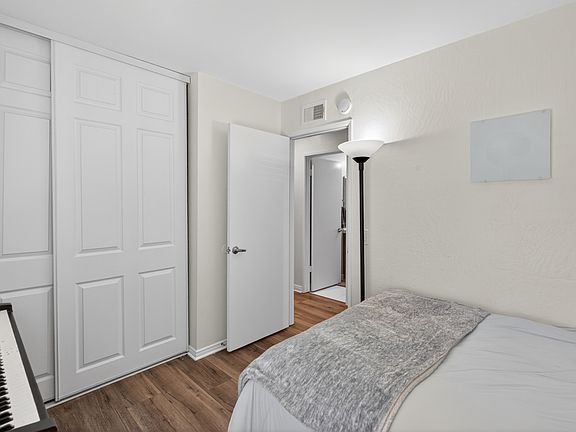 2nd image of 25861 Via Pera #17