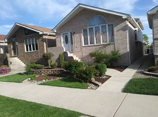 6751 W 64th Pl, Chicago, IL 60638