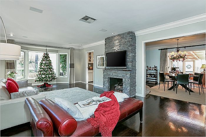 1st image of 11235 Aqua Vista St