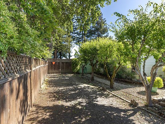 2nd image of 2236 W Hearn Avenue