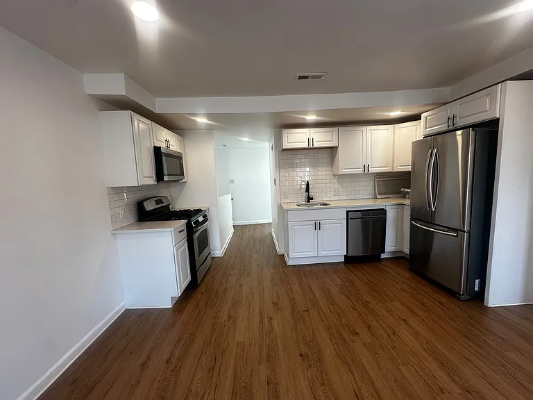 2626 N Jessup St #2 — Photo 2